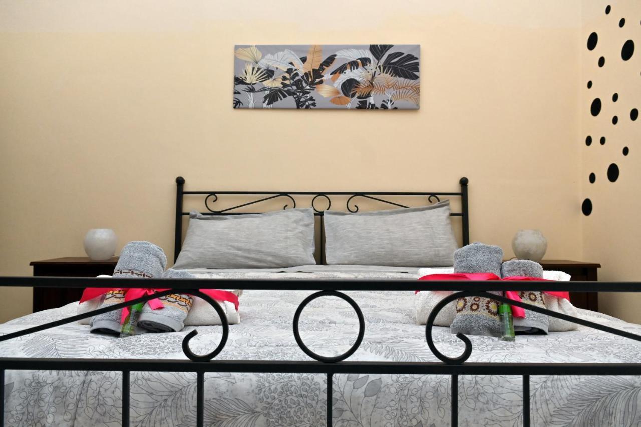 Bed & Breakfast A - I Portici Del Centro *