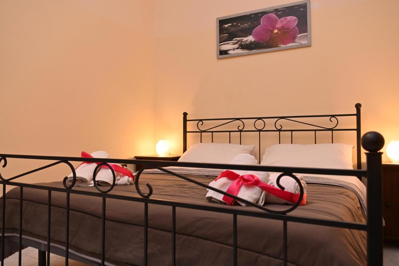 A - I Portici Del Centro Bed & Breakfast Capua